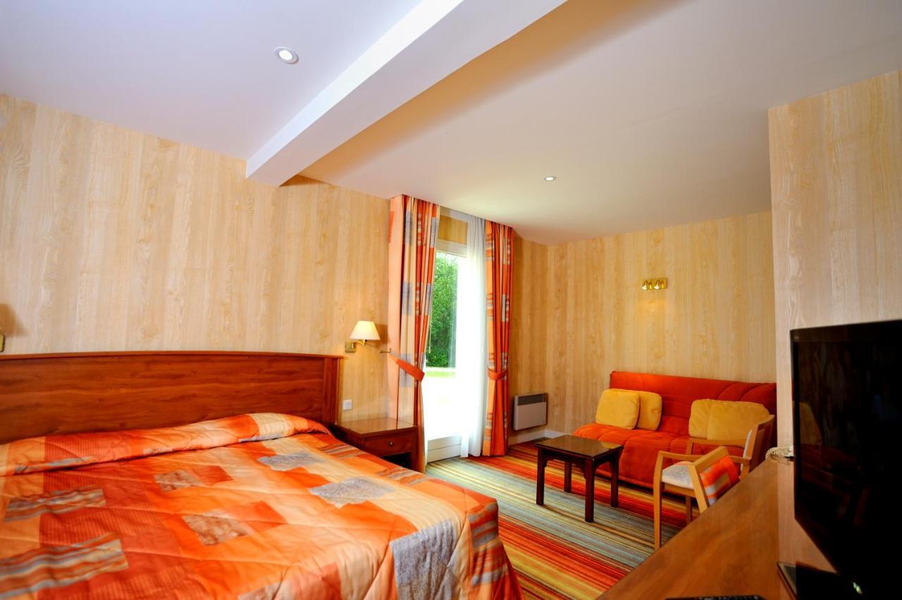 Отель Au Relais Du Gue De Selle Mezangers Экстерьер фото